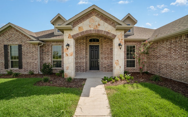 690 Serenity Ln, Red Oak, Texas 75154, ,Single Family Home,For Sale,690 Serenity Ln,1150