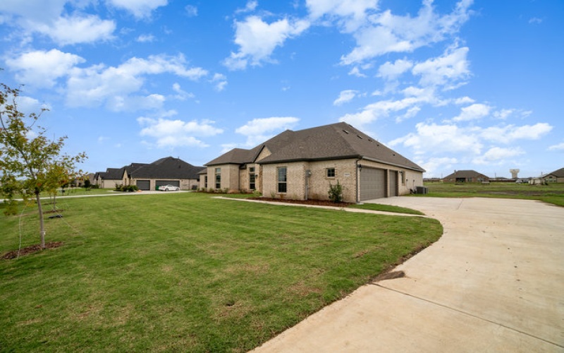 1233 Jungle Dr, Forney, Texas 75126, 4 Bedrooms Bedrooms, ,3 BathroomsBathrooms,Single Family Home,For Sale,1233 Jungle Dr,1230