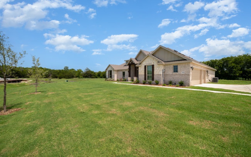 1048 Lynx Hollow Trail, Forney, Texas 75126, 4 Bedrooms Bedrooms, ,3 BathroomsBathrooms,Single Family Home,For Sale,1048 Lynx Hollow Trail ,1237