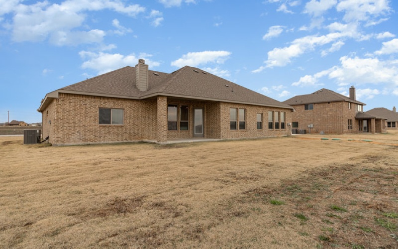 1 STORY, 4 BEDROOMS, 2 BATHROOMS, STUDY,  2 CAR GARAGE, BRAND NEW SINGLE FAMILY HOME FOR SALE ON 1 ACRE, 7420 STONEHENGE DRIVE, SANGER, TEXAS 76266